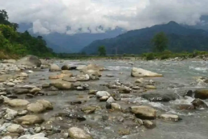 The Reti-Sukriti river that flows into Jalpaiguri’s Banarhat block from Bhutan. File picture/The Telegraph